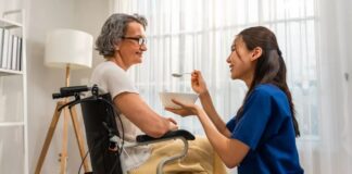 SE BUSCA CUIDADOR/A DE ADULTOS MAYORES 12 HORAS DÍA POR MEDIO (MÍNIMA EXPERIENCIA), TRABAJO A TURNOS. BUEN SUELDO Cuidadora de adultos mayores cuidados domiciliarios en Argentina Caregiver for seniors in home care in Argentina