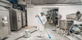 SE SOLICITAN OPERARIOS/AS DE PRODUCCIÓN Y LIMPIEZA EN INDUSTRIA ALIMENTICIA (CON O SIN EXPERIENCIA), TURNOS ROTATIVOS. BUEN SUELDO Operarios de Producción y Limpieza en Industria alimenticia Empleo sin experiencia en Buenos Aires Production and Cleaning Operators in the Food Industry Jobs without experience