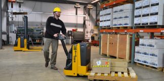 SE SOLICITAN OPERARIOS DE CARGA Y DESCARGA PARA FÁBRICA DE ALIMENTOS (CON O SIN EXPERIENCIA), DE LUNES A VIERNES TURNO DIURNO carga y descarga empleo de operario en Buenos Aires empleo sin experiencia en Argentina Loading and unloading operator job in Buenos Aires no-experience job in Argentina