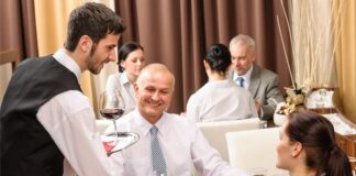 SE SOLICITA CAMARERO/A PARA RESTAURANTE (MÍNIMA EXPERIENCIA), JORNADA DE 8 HORAS. SALARIO 1.500 € MENSUALES Camarero de bandeja en España Personal para restaurante en España empleo en Almendralejo Waiter in Spain Restaurant staff in Spain JOB