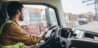 SE SOLICITA CONDUCTOR/A DE CAMIÓN (MÍNIMA EXPERIENCIA), 40 HORAS SEMANALES. PAGO ENTRE 13,31€ Y 15,83€ BRUTO/HORA Conductor de camion en España empleo en España Truck driver in Spain employment in Spain