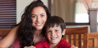 SE PRECISA NIÑERA (INTERNA O EXTERNA), 5 DÍAS A LA SEMANA EN CASA DE FAMILIA. BUEN PAGO Niñera en España tata canguro empleo de niñera en españa Nanny in Spain Babysitter Nanny Job in Spain
